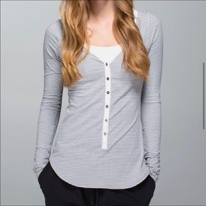 Lululemon Awesoma Henley